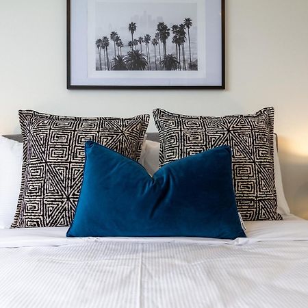 Upper Riccarton Dream - 2 Bed 2 Bath W/Carpark Apartment Christchurch Bagian luar foto