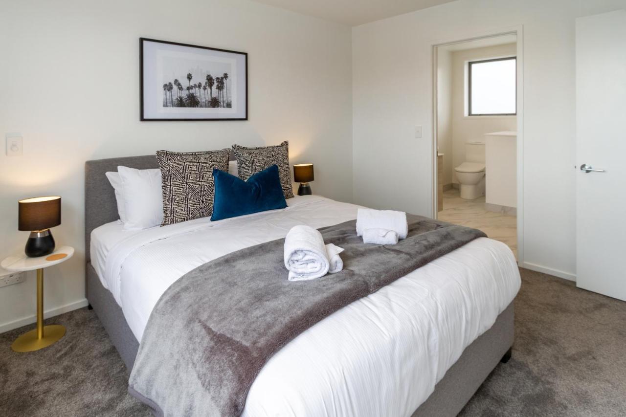 Upper Riccarton Dream - 2 Bed 2 Bath W/Carpark Apartment Christchurch Bagian luar foto
