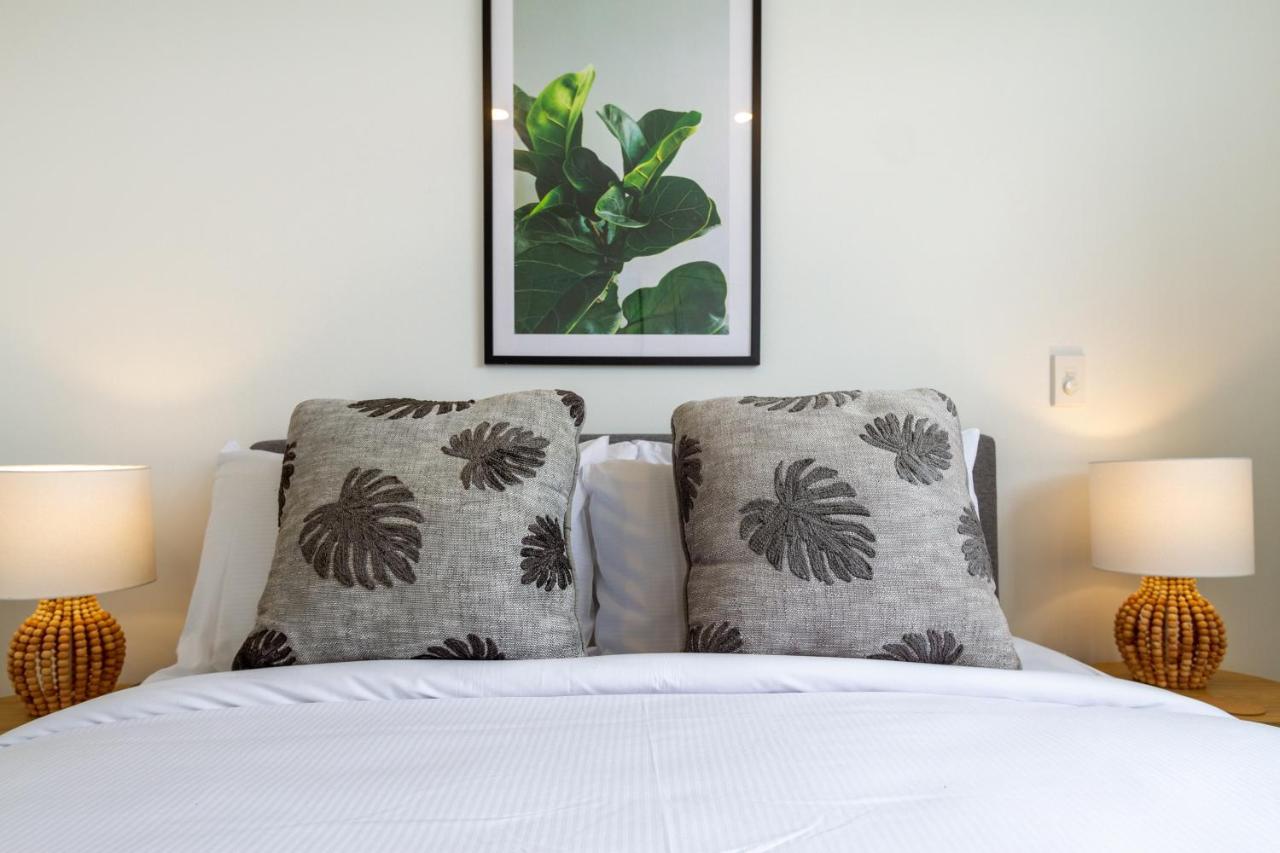 Upper Riccarton Dream - 2 Bed 2 Bath W/Carpark Apartment Christchurch Bagian luar foto