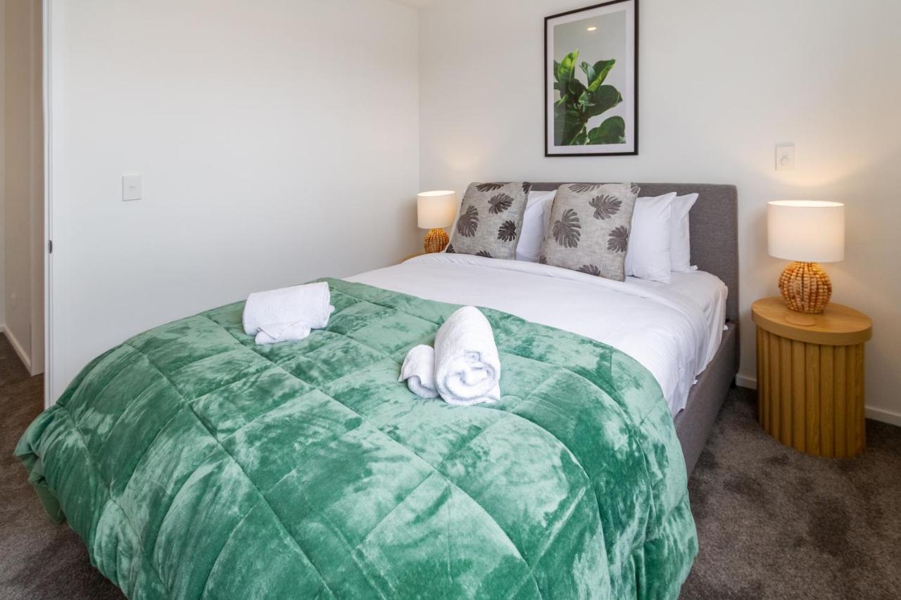 Upper Riccarton Dream - 2 Bed 2 Bath W/Carpark Apartment Christchurch Bagian luar foto