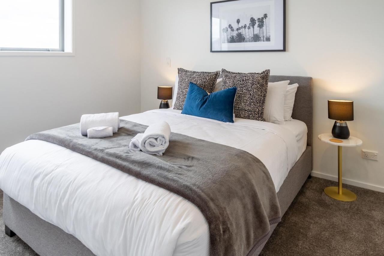 Upper Riccarton Dream - 2 Bed 2 Bath W/Carpark Apartment Christchurch Bagian luar foto